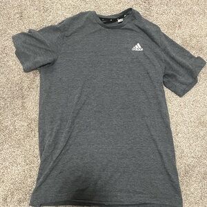 Adidas Gray Short Sleeve Tee Heathered Crew Neck